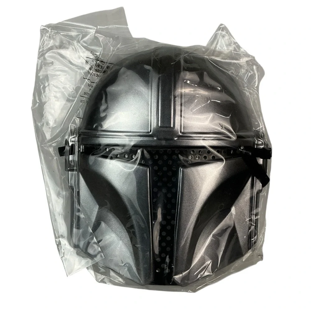 Star Wars Costume The Mandalorian Official Jumpsuit Cape Mask Set Youth 8-10 M - Picture 3 of 16